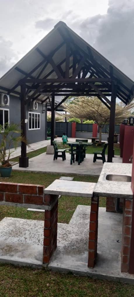 Weng Kong Homestay สลิมริเวอร์ ห้อง รูปภาพ