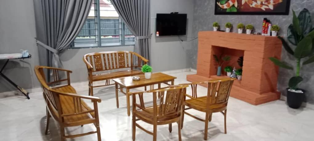 Weng Kong Homestay สลิมริเวอร์ ห้อง รูปภาพ
