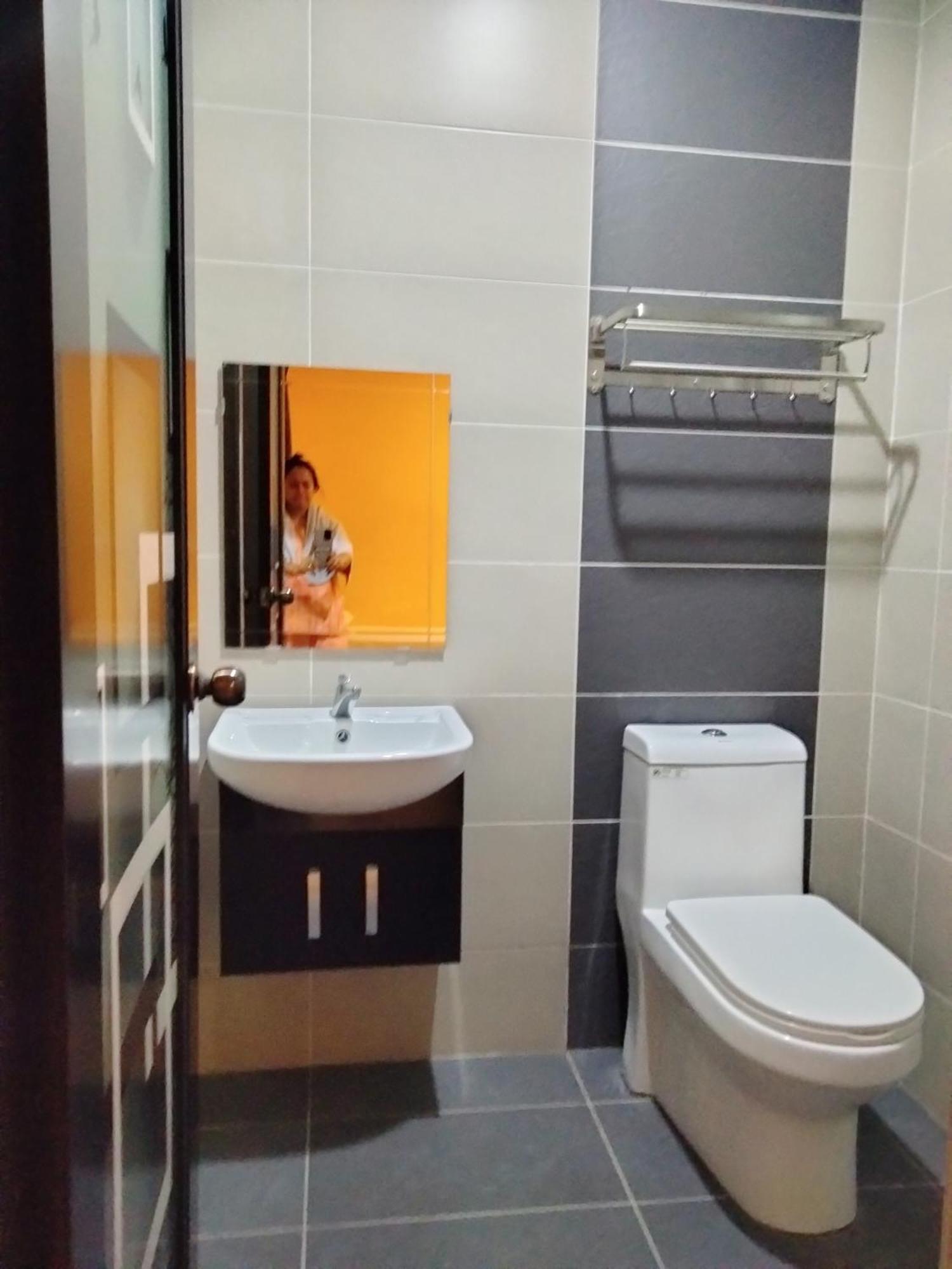 Weng Kong Homestay สลิมริเวอร์ ห้อง รูปภาพ